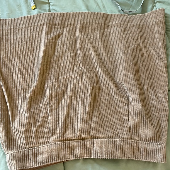 Tan corduroy skirt - Picture 9 of 9